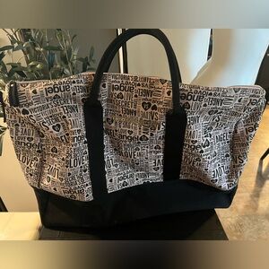Victoria's Secret Black and Cream Text Tote